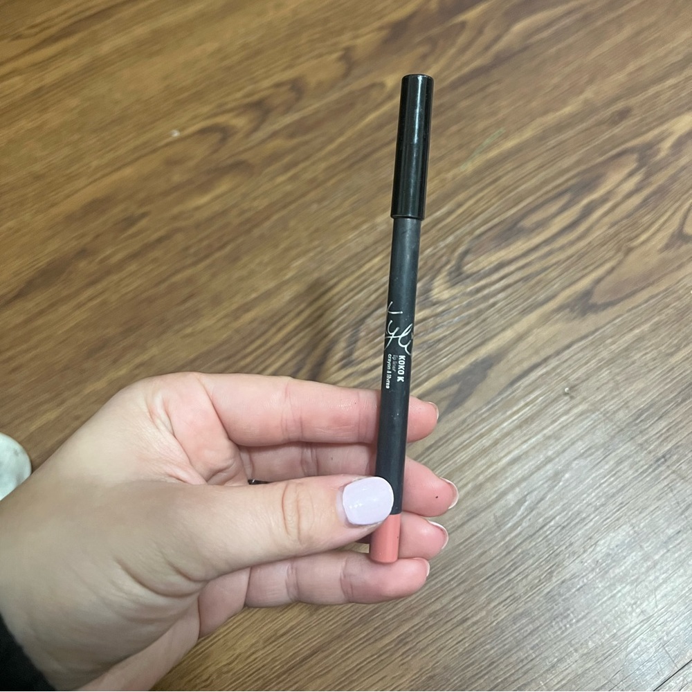 Kylie Cosmetics Koko K Lip Liner